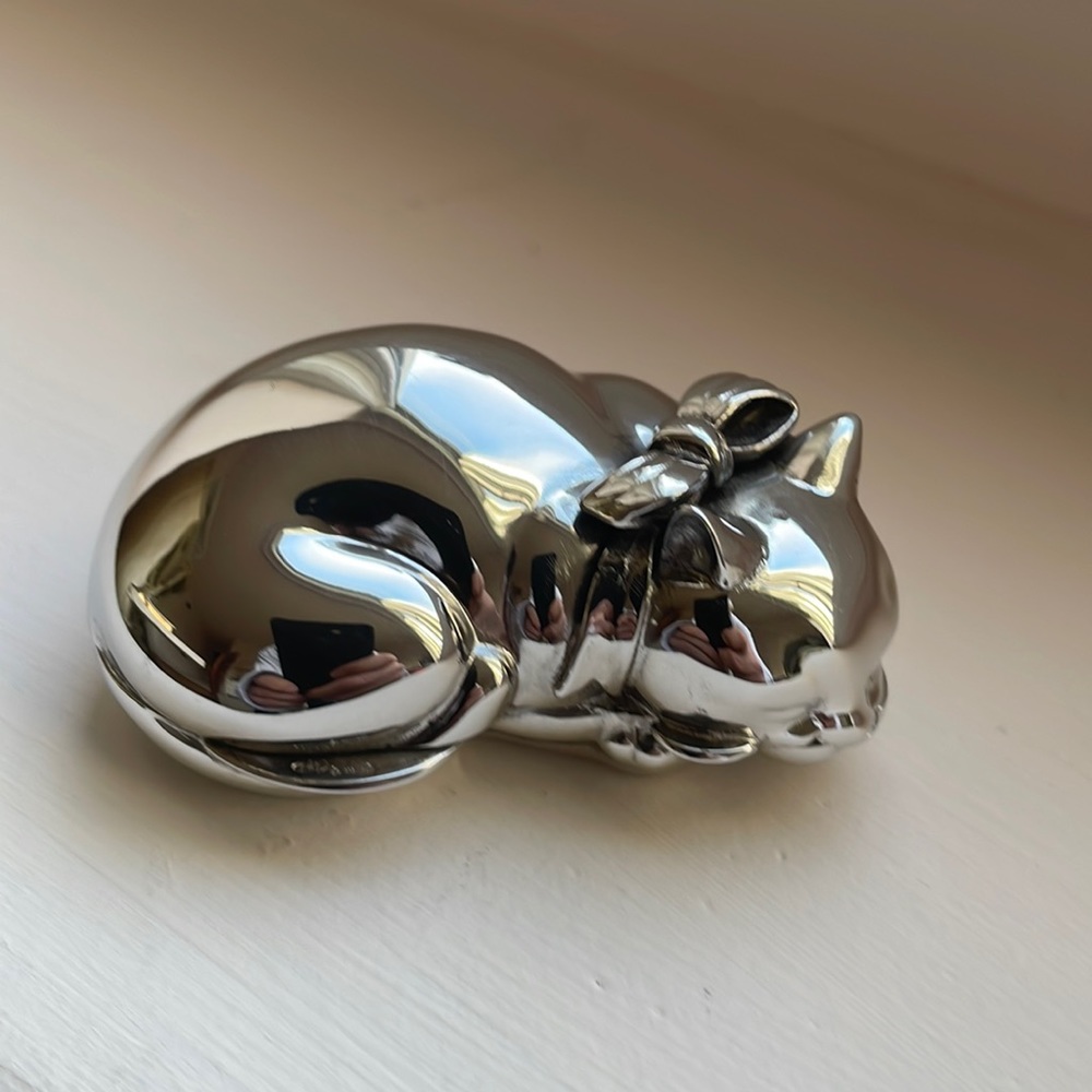 JUDITH LEIBER Sterling Silver Cat Pill Box